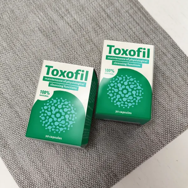 Elena Toledo con el producto Toxofil
